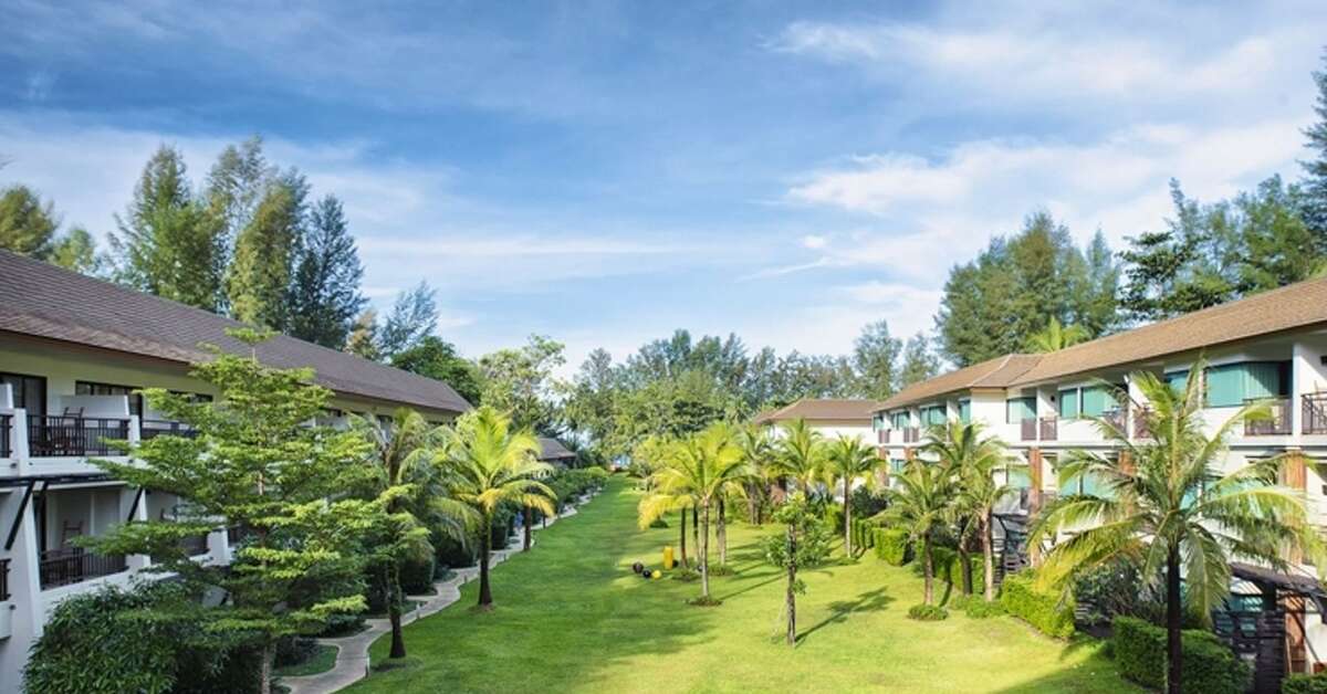 Een foto van Outrigger Khao Lak Beach Resort