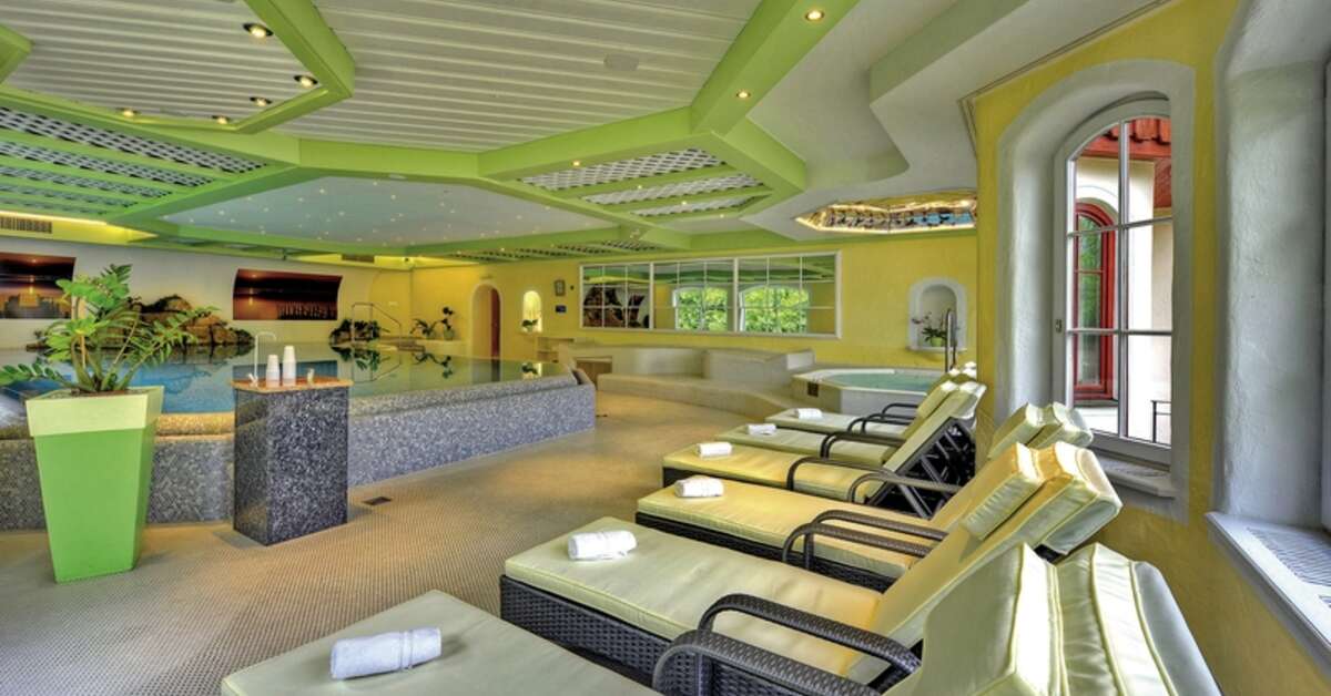 Een foto van het zwembad bij Königshof Hotel Resort