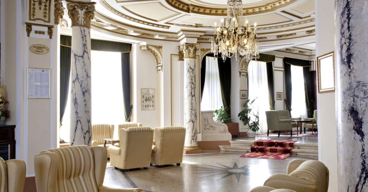 Een foto van het interieur van Hotel Palace Bellevue