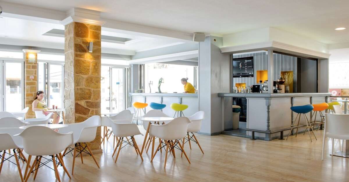 Een foto van de faciliteiten bij Hotel Mimosa