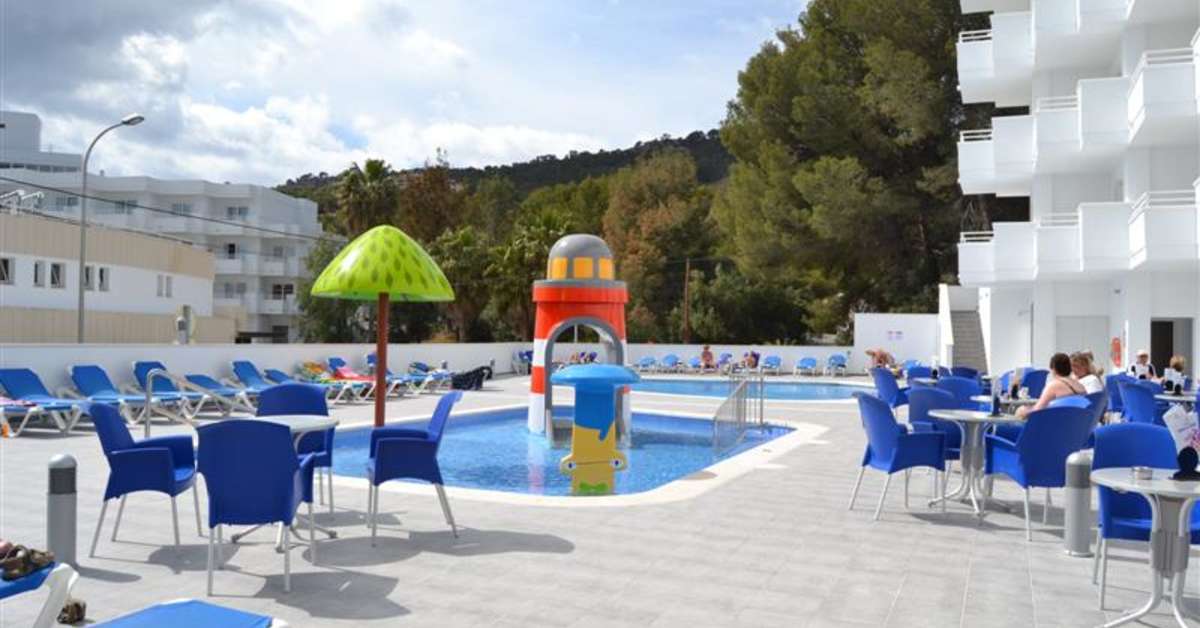 Een foto van het zwembad bij Allsun Hotel Paguera Park
