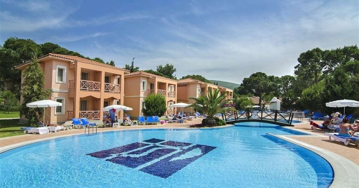 Een foto van het zwembad bij Kustur Club Holiday Village