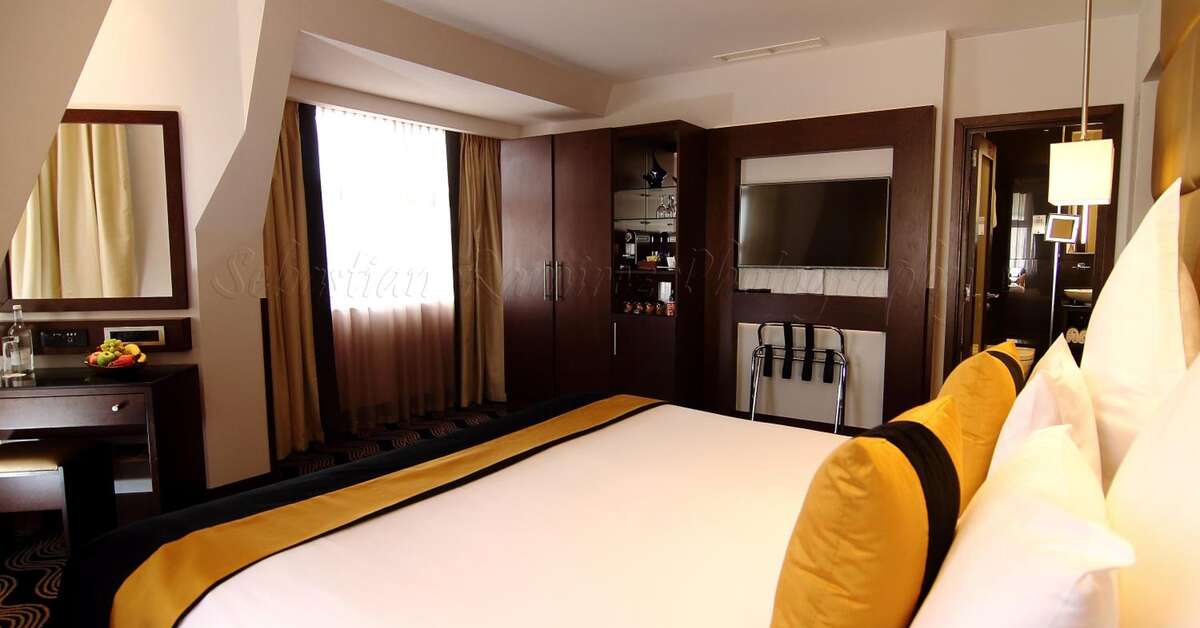 Een foto van The Piccadilly London West End