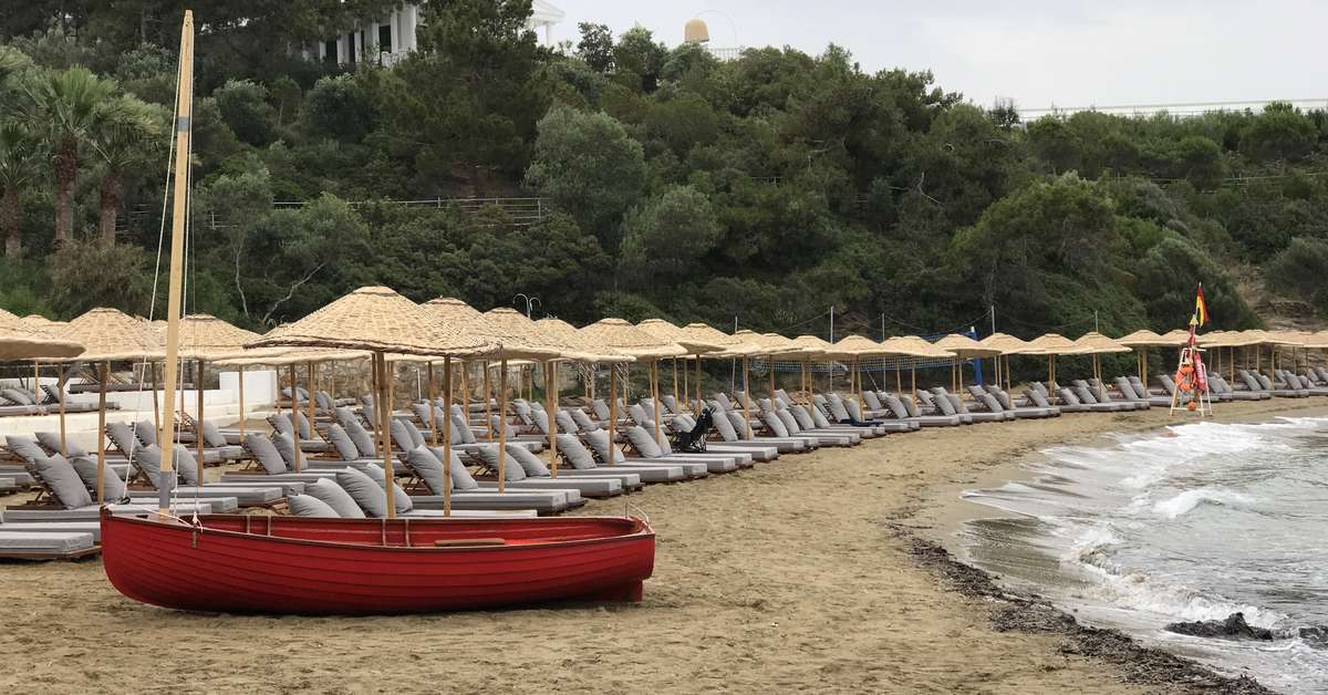 Een foto van het strand bij Club Marvy by Paloma