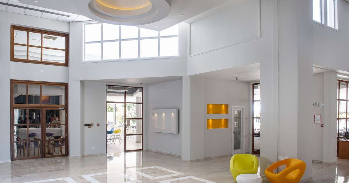 Een foto van het interieur van Mayfair Gardens Appartementen