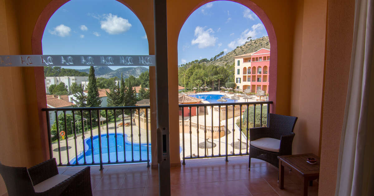 Ein Foto vom Pool im Hotel Bordoy Don Antonio