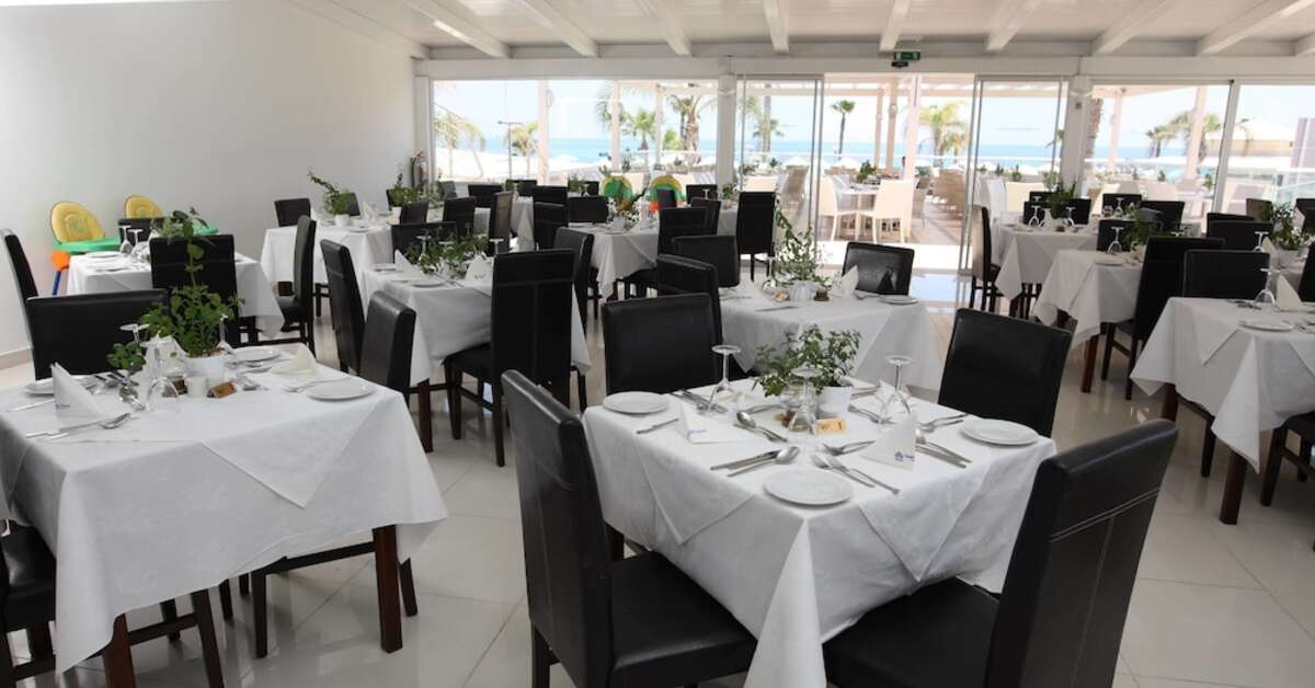 Een foto van de faciliteiten bij Marlita Beach Hotel Appartementen