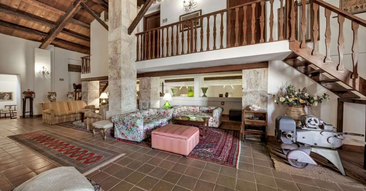 Een foto van het interieur van Hotel Villa Giulia Noto