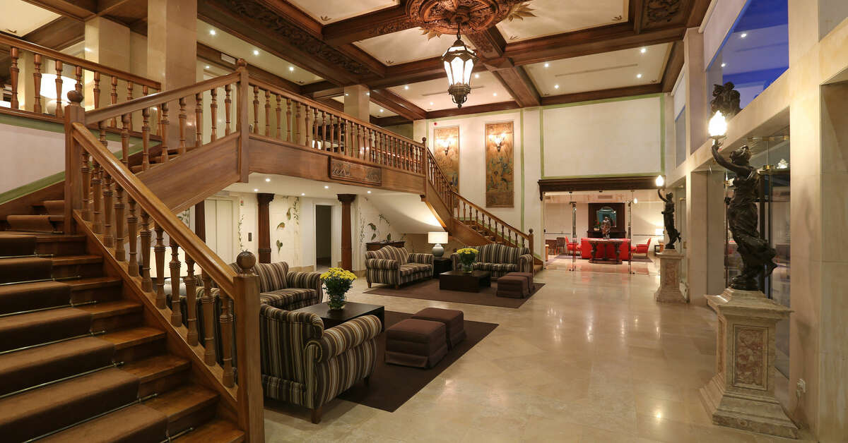 Een foto van het interieur van Conimbriga Hotel do Paco