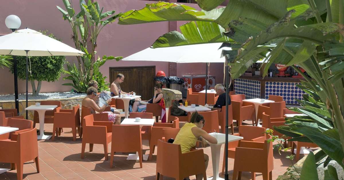 Een foto van het terras bij Appartementen Marola Park