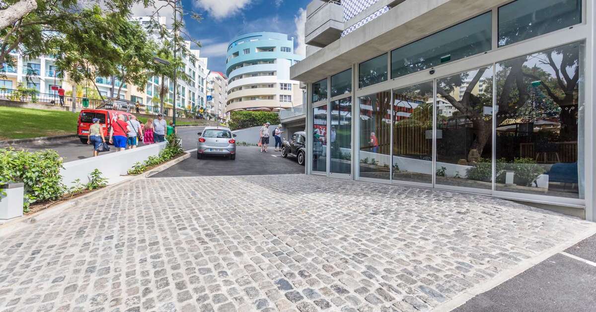 Een foto van de buitenkant van Allegro Madeira