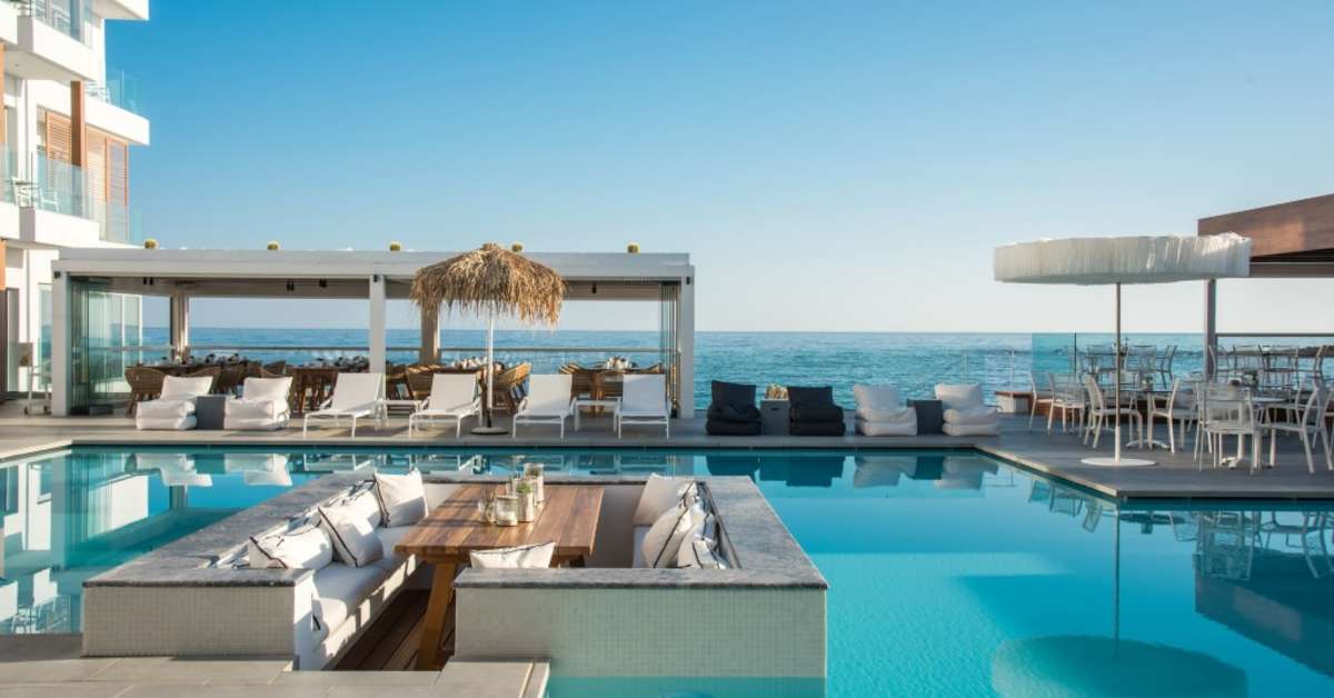 Een foto van het zwembad bij Enorme Ammos Beach Hotel