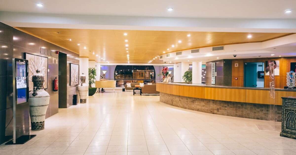 Een foto van het interieur van Grand Muthu Forte Do Vale