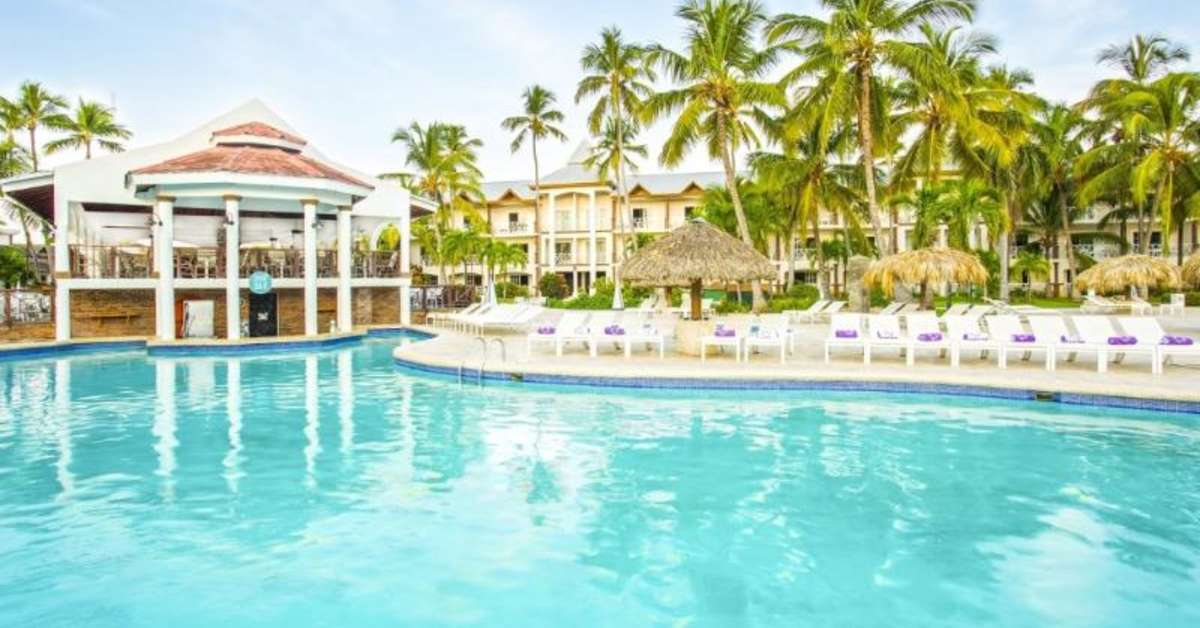Een foto van het zwembad bij Be Live Collection Punta Cana