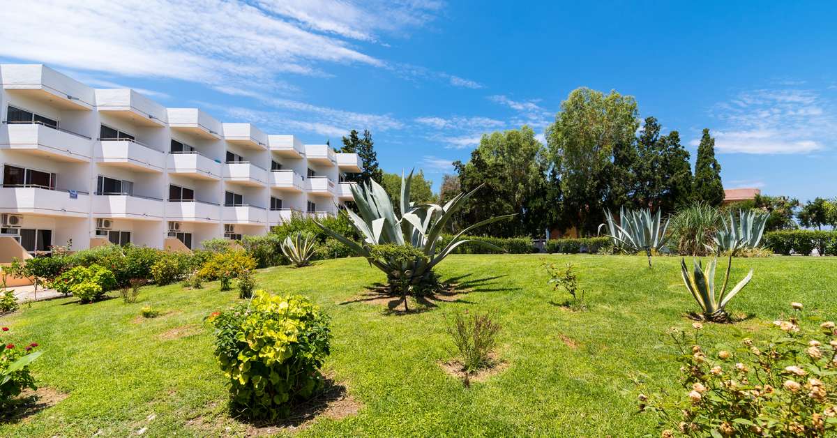 Een foto van de buitenkant van Sabina Hotel