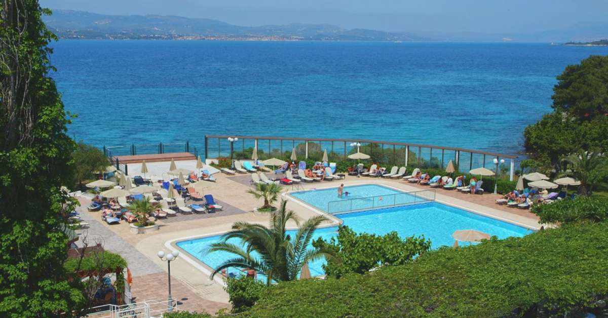 Een foto van het zwembad bij Mediterranee Hotel