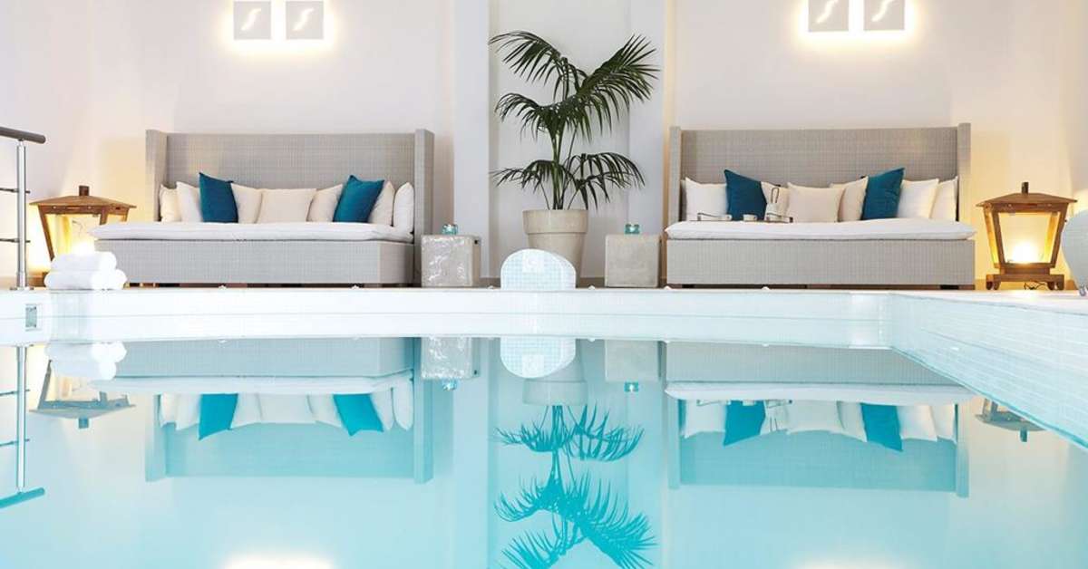 Een foto van het zwembad bij El Greco Resort & Spa