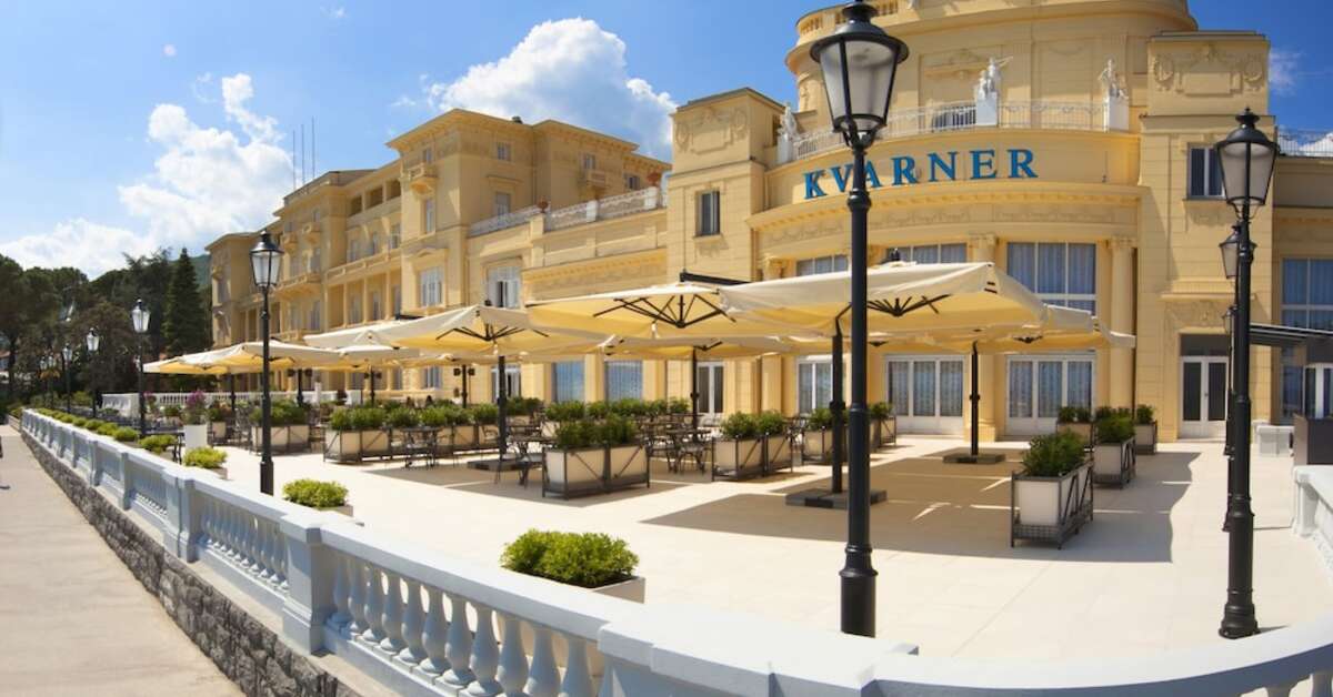 Een foto van het interieur van Hotel Kvarner