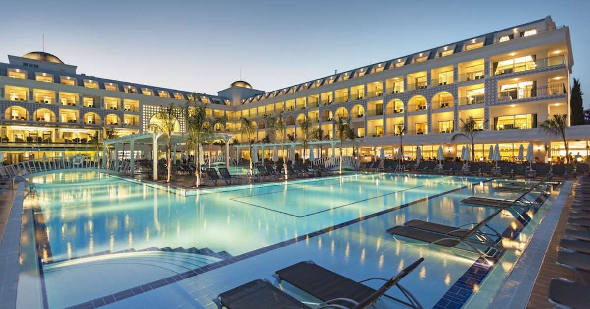 Een foto van het zwembad bij Karmir Resort & Spa
