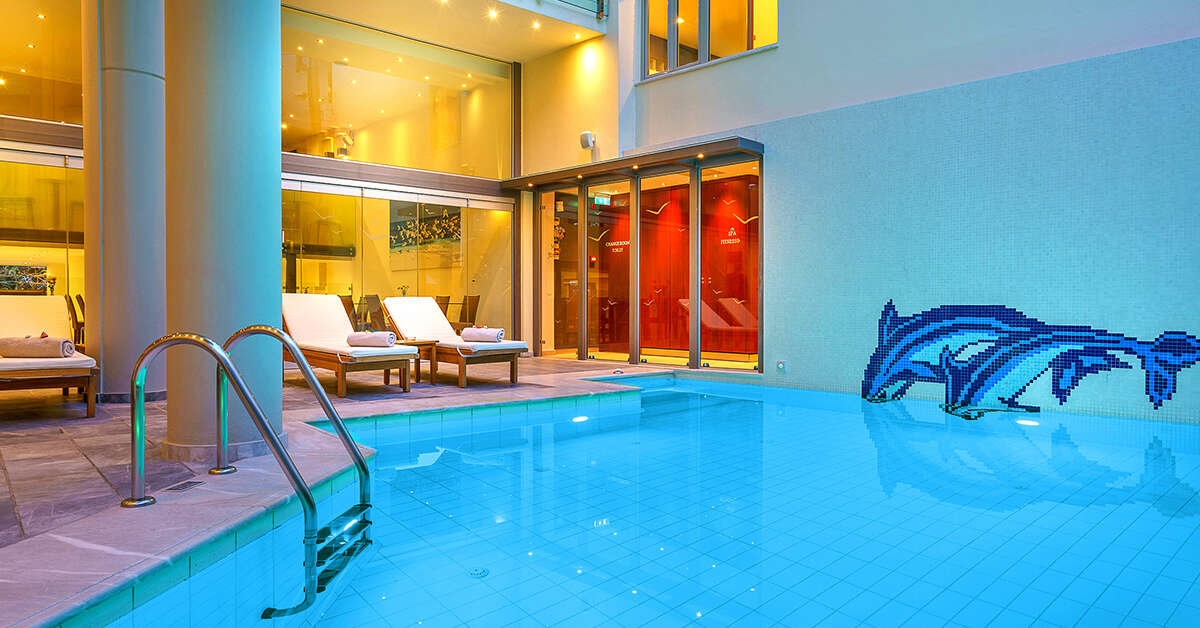 Ein Foto vom Pool im Kyma Suites Beach Hotel
