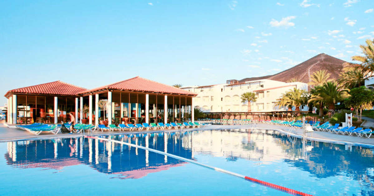Een foto van het zwembad bij Magic Life Fuerteventura