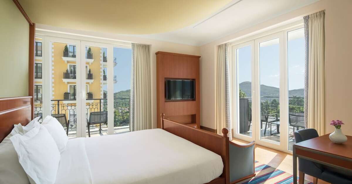 Een foto van Regent Porto Montenegro