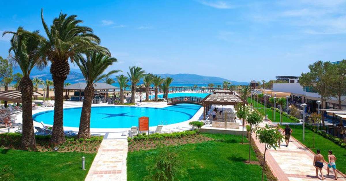 Een foto van het zwembad bij Venosa Beach Resort & Spa