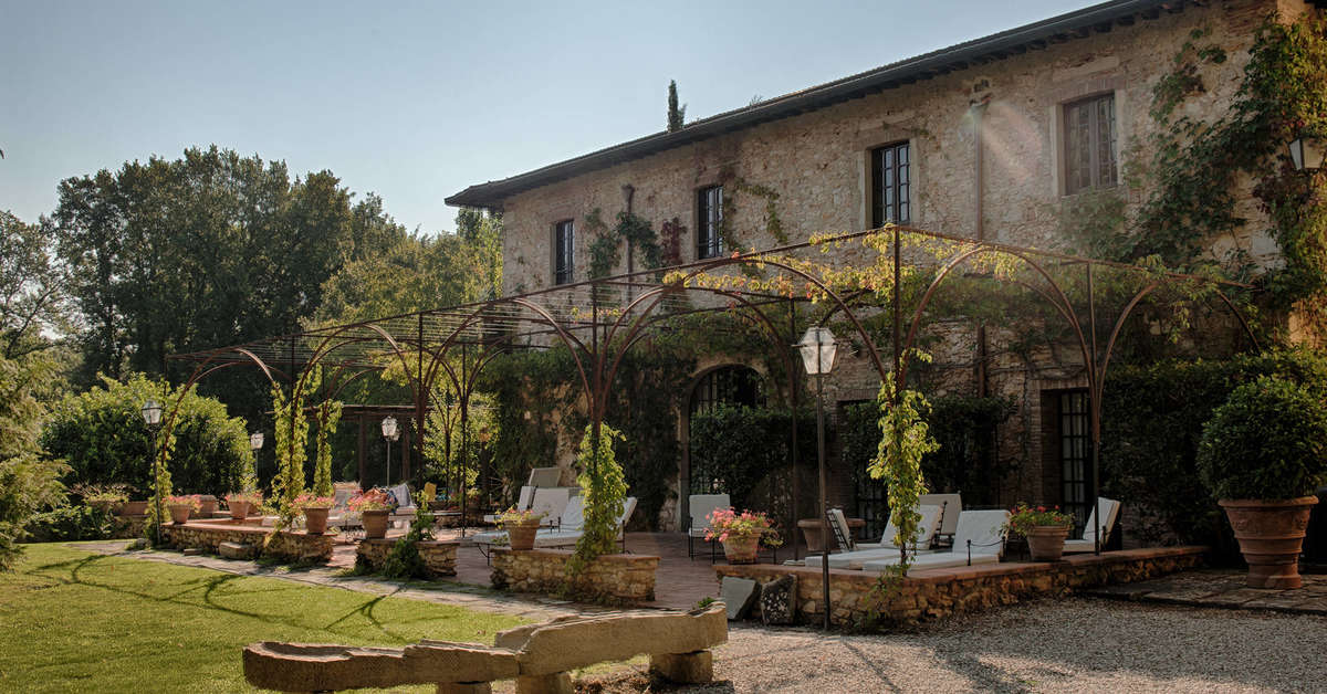 Een foto van het terras bij Borgo San Luigi