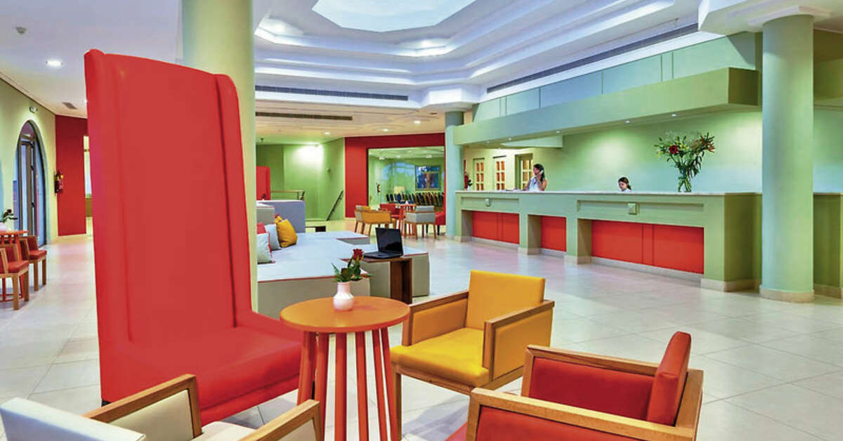 Een foto van het interieur van Giannoulis Almyra Hotel & Village