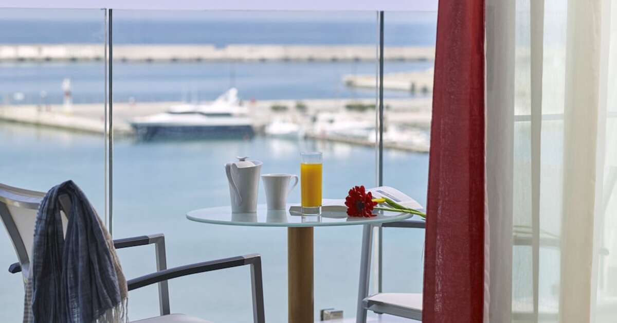 Ein Foto Kyma Suites Beach Hotel
