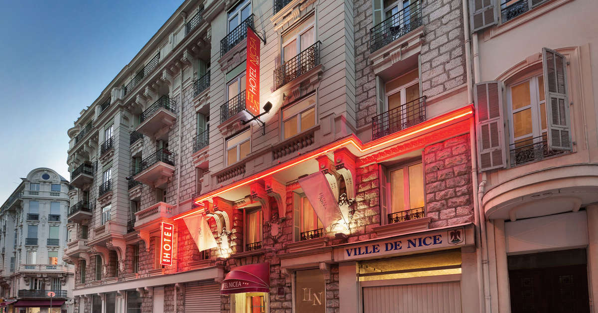 Een foto van de buitenkant van Hotel Byakko Nice