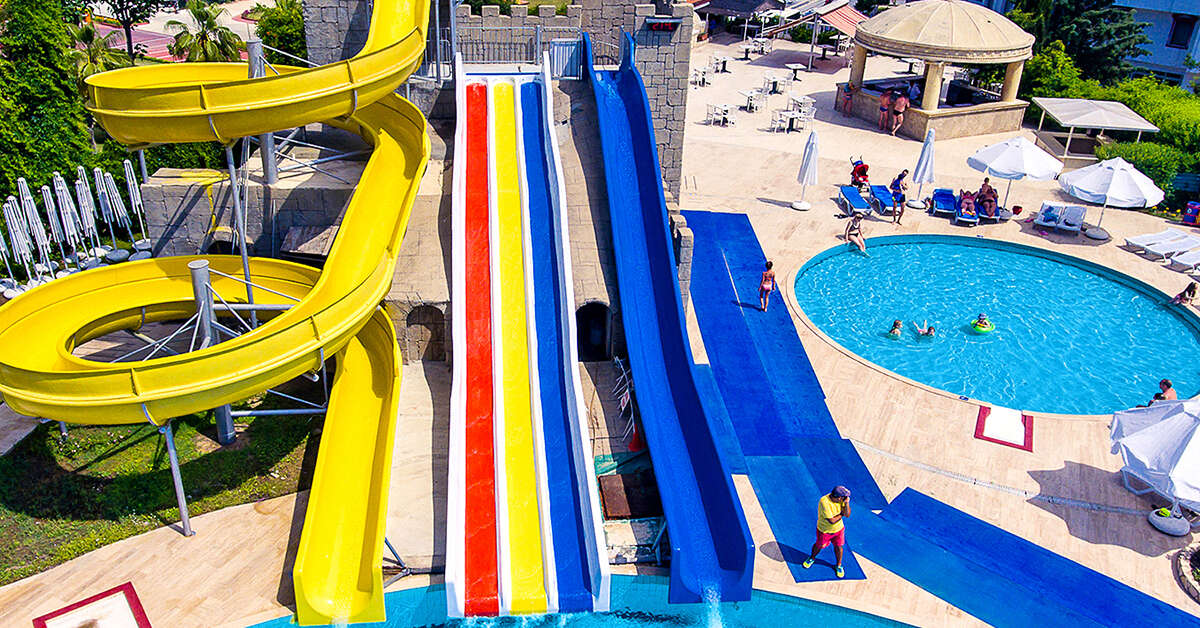 Ein Foto vom Pool im Cesars Side