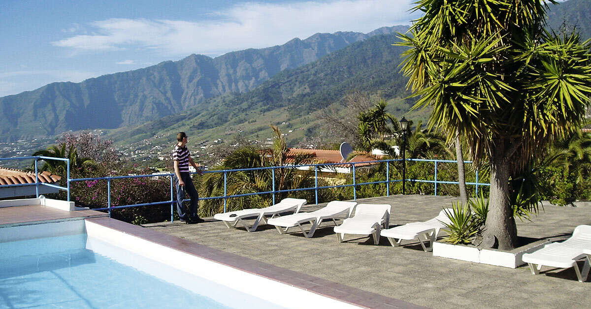 Een foto van het zwembad bij Los Guanches Bungalows
