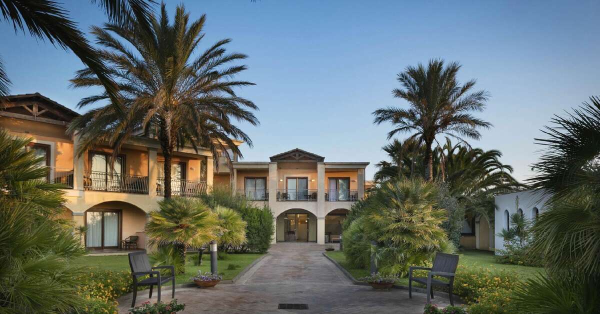 Ein Foto von der Außenansicht des Hotel Santa Gilla