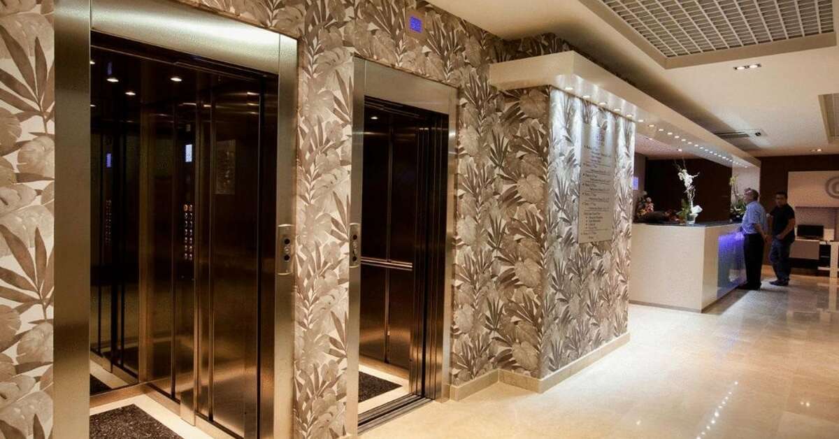 Een foto van het interieur van Hotel Allon Mediterrania
