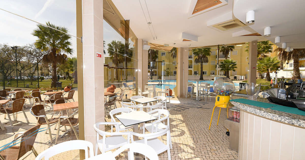 Ein Foto von den Einrichtungen im Praia Da Lota Apartments