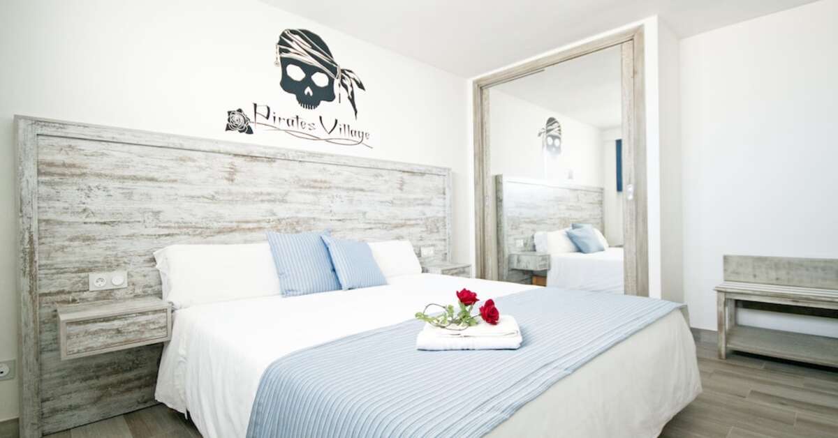 Ein Foto Pirates Village Apartments