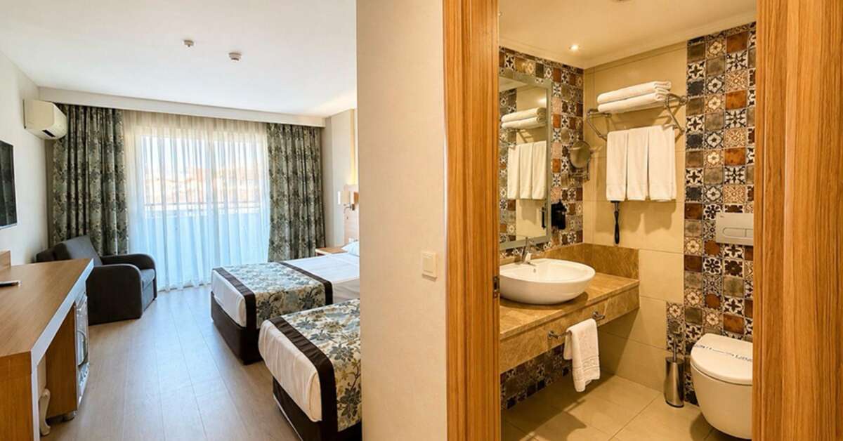 Ein Foto Blue Wave Suite Hotel