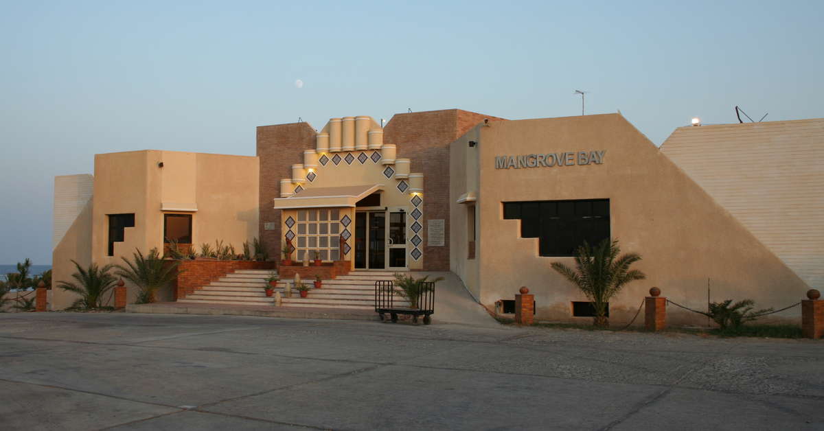 Een foto van de buitenkant van Mangrove Bay Resort