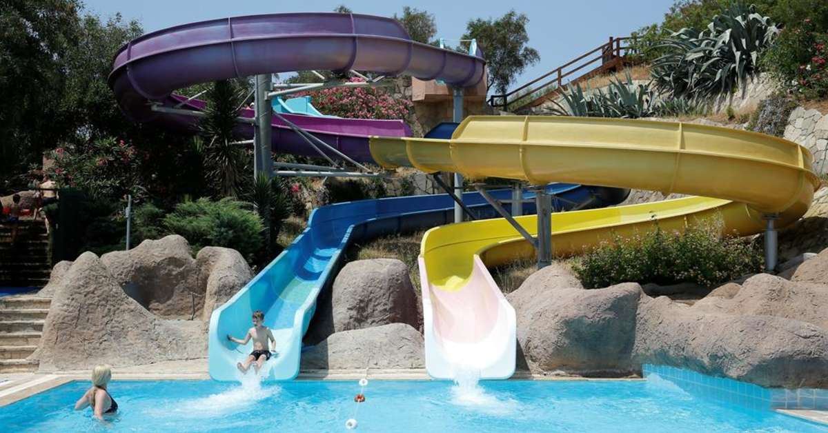 Een foto van het zwembad bij Blue Waters Club & Resort