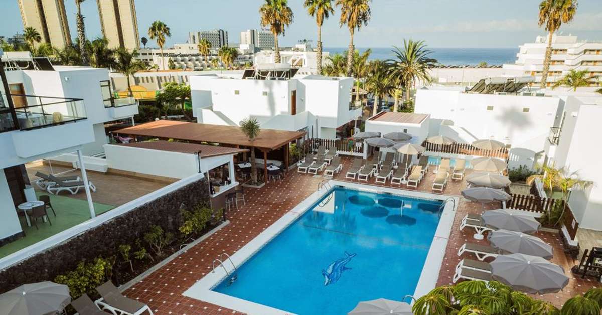 Een foto van het zwembad bij Coral Dreams Costa Adeje