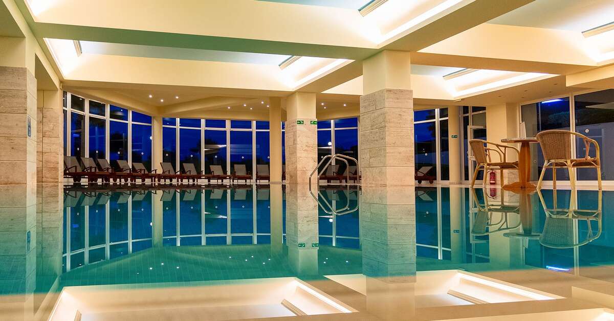 Een foto van het zwembad bij Blue Sea Beach Resort