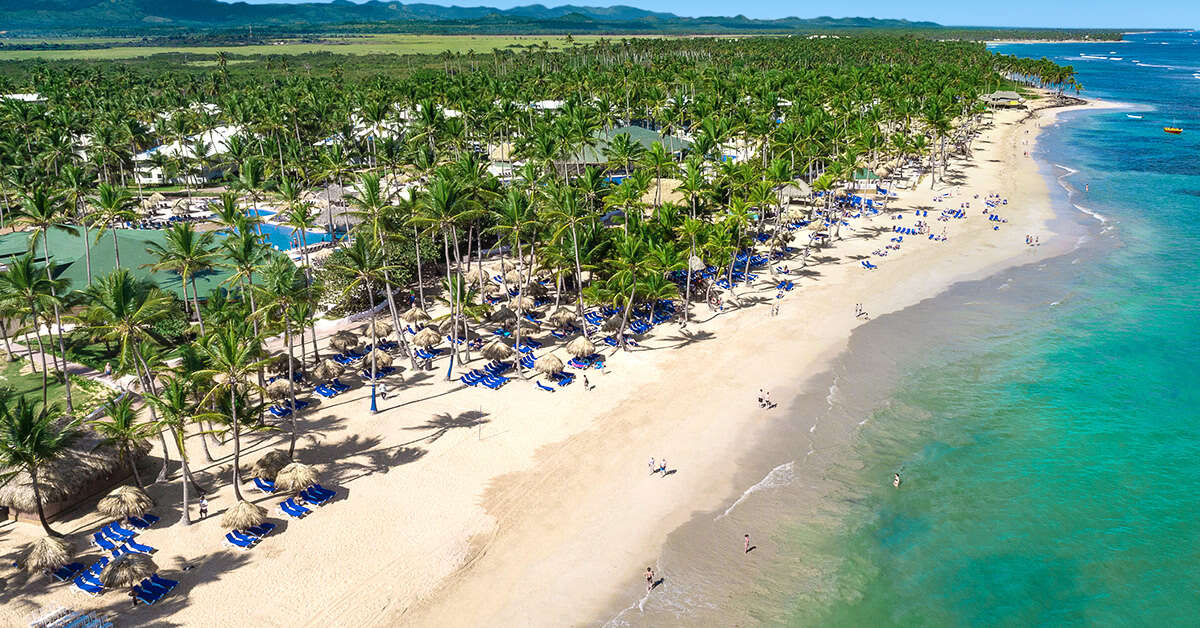Een foto van het strand bij Grand Sirenis Punta Cana Resort