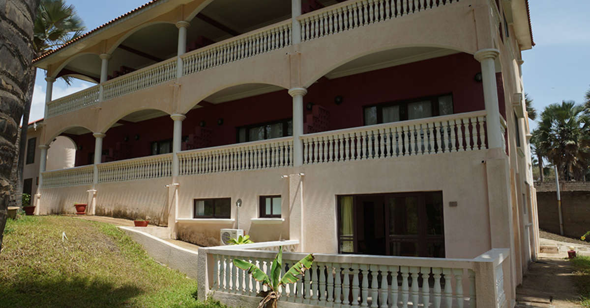 Een foto van de buitenkant van Lemon Creek Hotel Resort