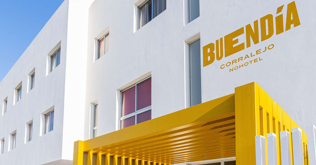 Een foto van de buitenkant van Buendia Corralejo Nohotel