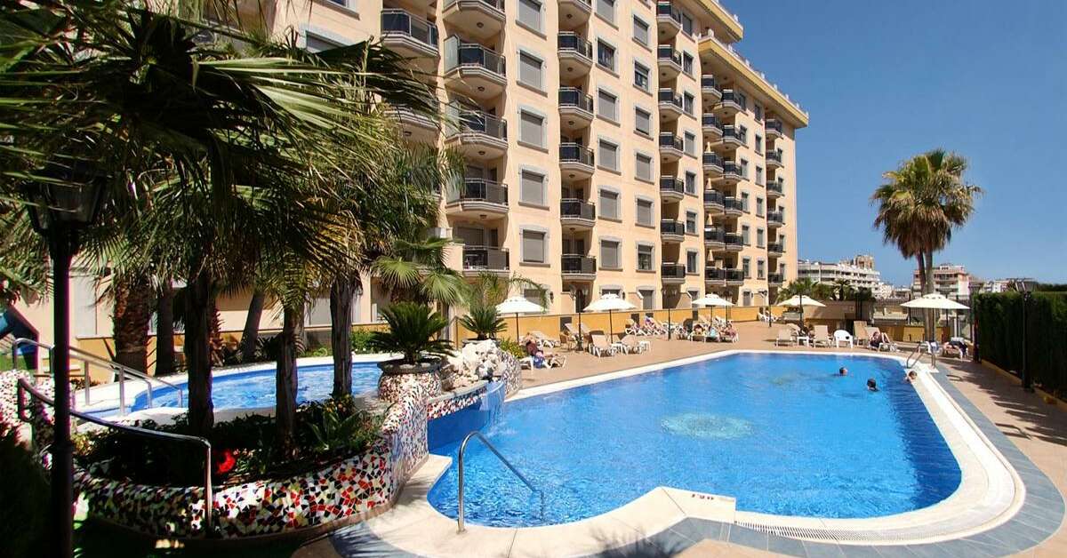 Een foto van het zwembad bij Mediterraneo Real Appartementen