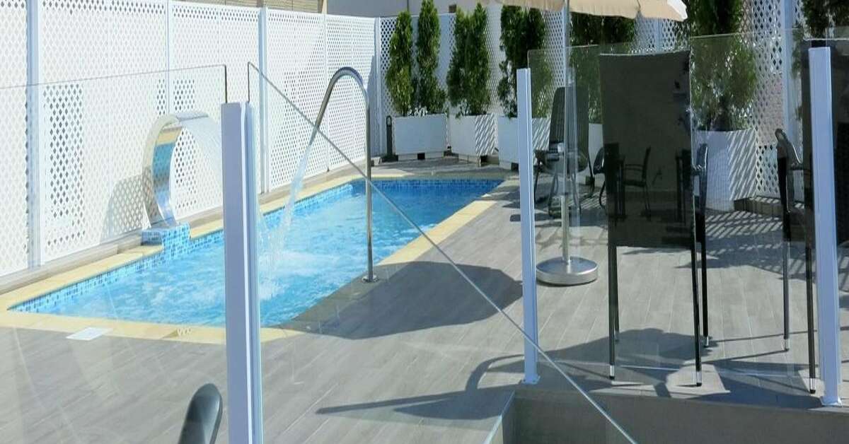 Een foto van het zwembad bij Hotel Porcel Ganivet