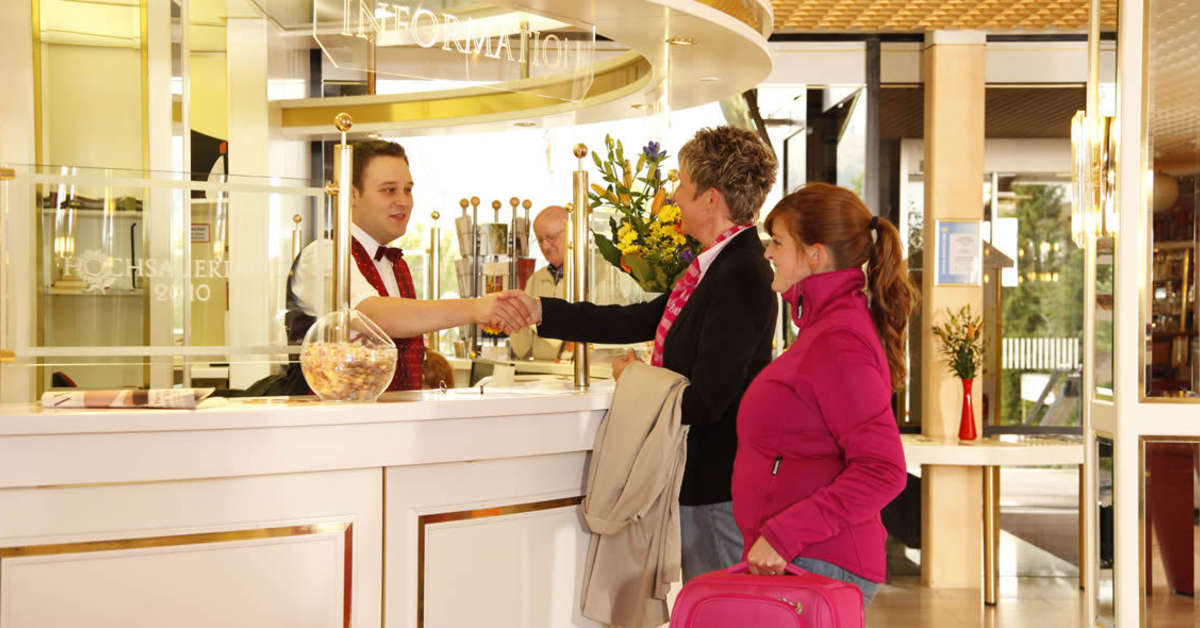 Een foto van de buitenkant van Hotel Hochsauerland 2010