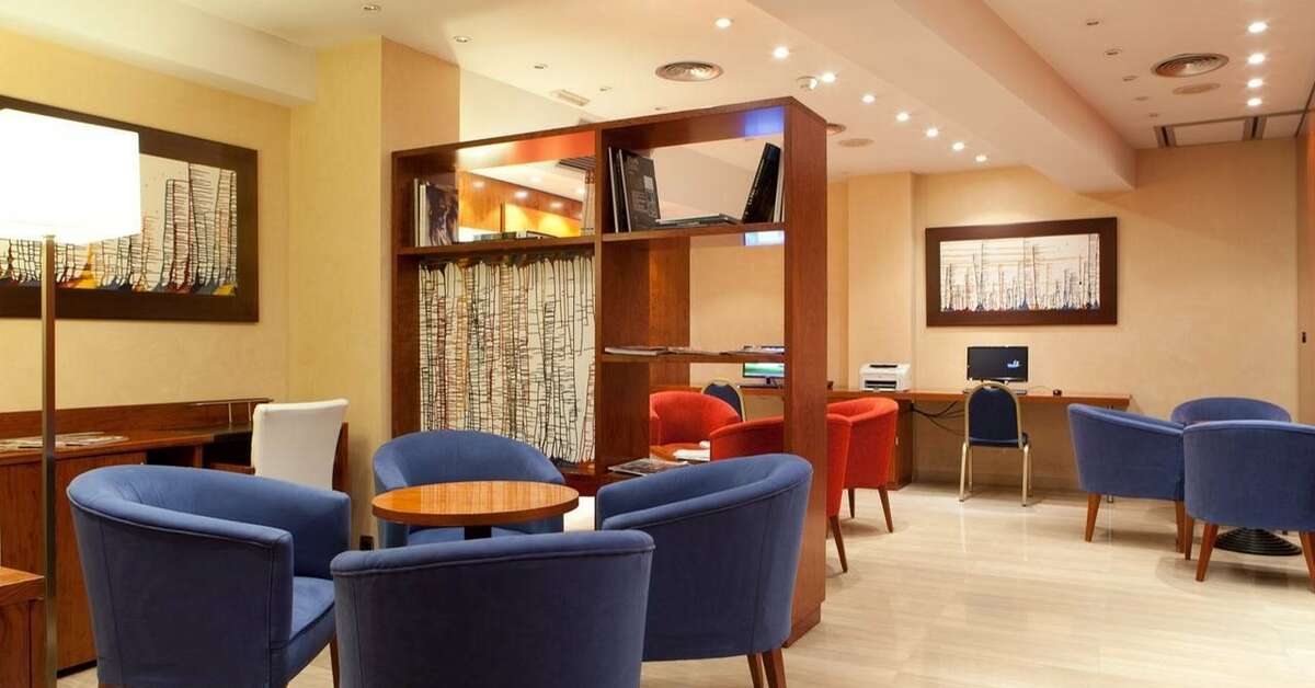 Ein Foto vom Innenbereich im Hotel Garbi Millenni