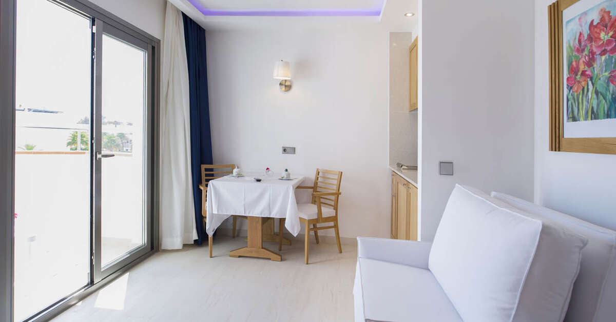 Een foto van My Way Luxury Ibiza Studios